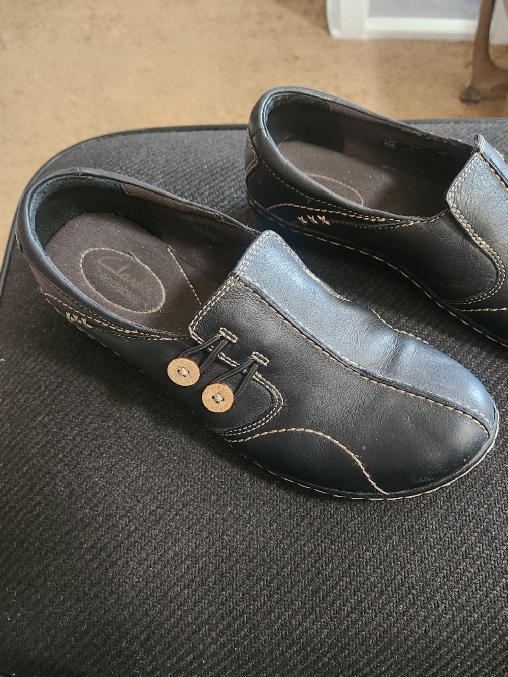 Clarks Bendables Brown Leather Upper Size 8.5M Excellent Used Condition